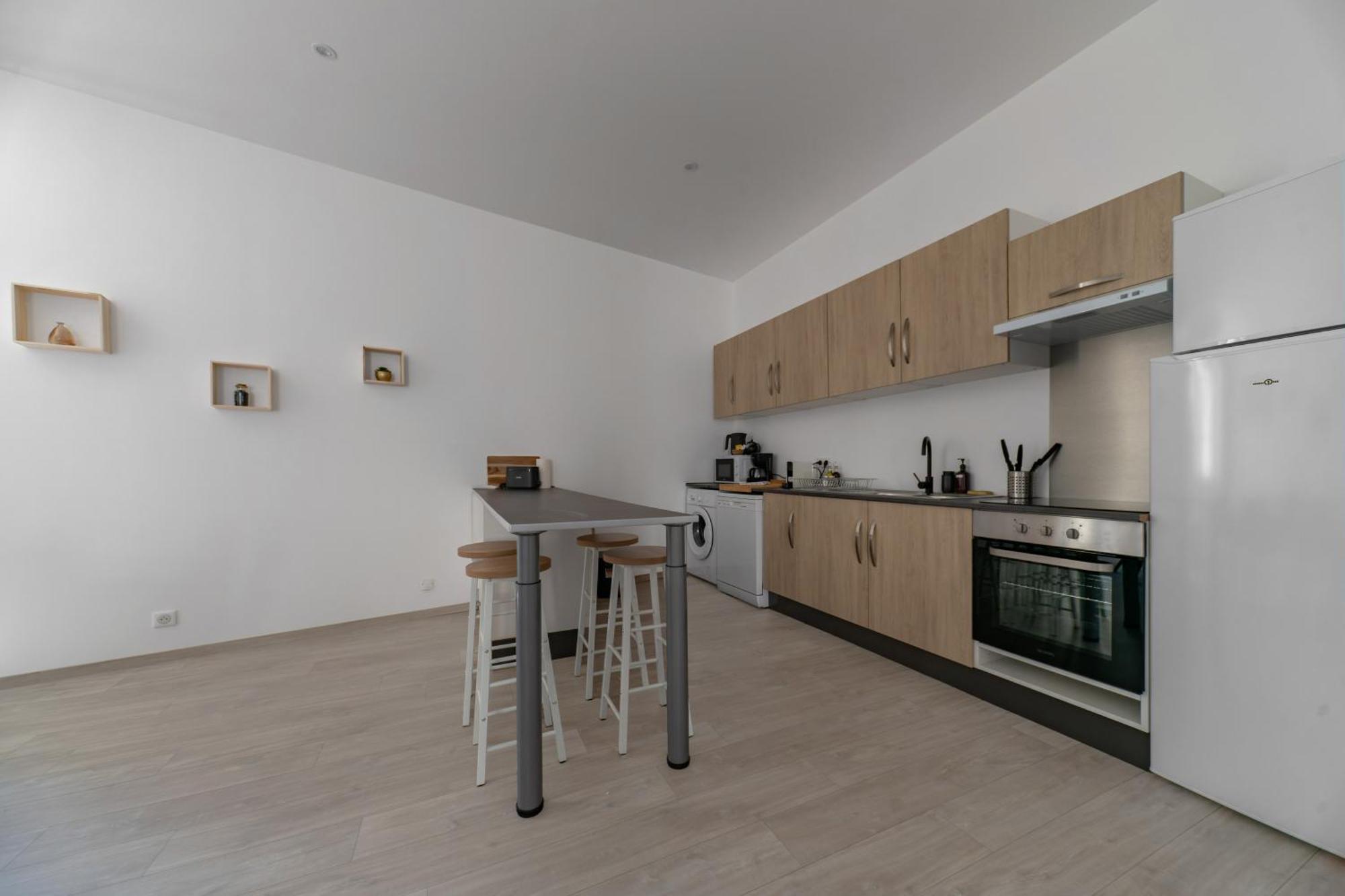 Le Ravy - Appartement Design, 2 Chambres, Centre Ville Vichy Dış mekan fotoğraf