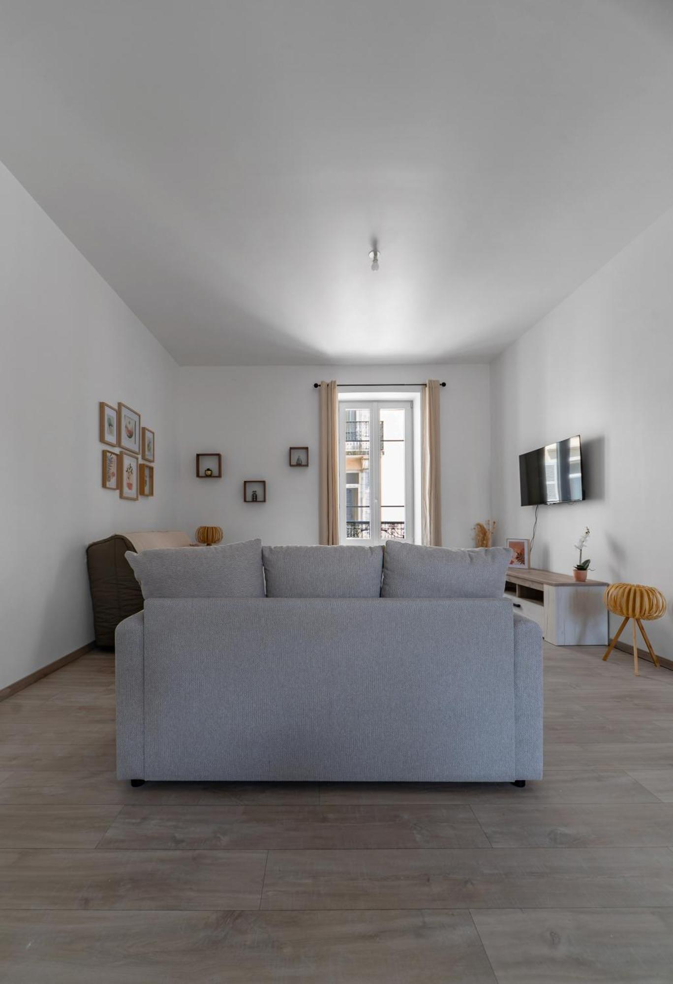 Le Ravy - Appartement Design, 2 Chambres, Centre Ville Vichy Dış mekan fotoğraf